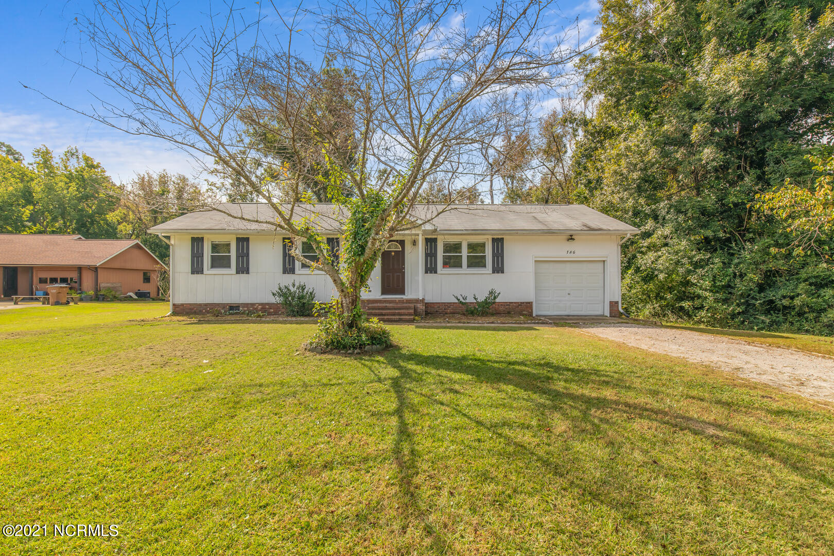 186 Sand Ridge Road Hubert, NC 28539 - Photo 2 of 36 2