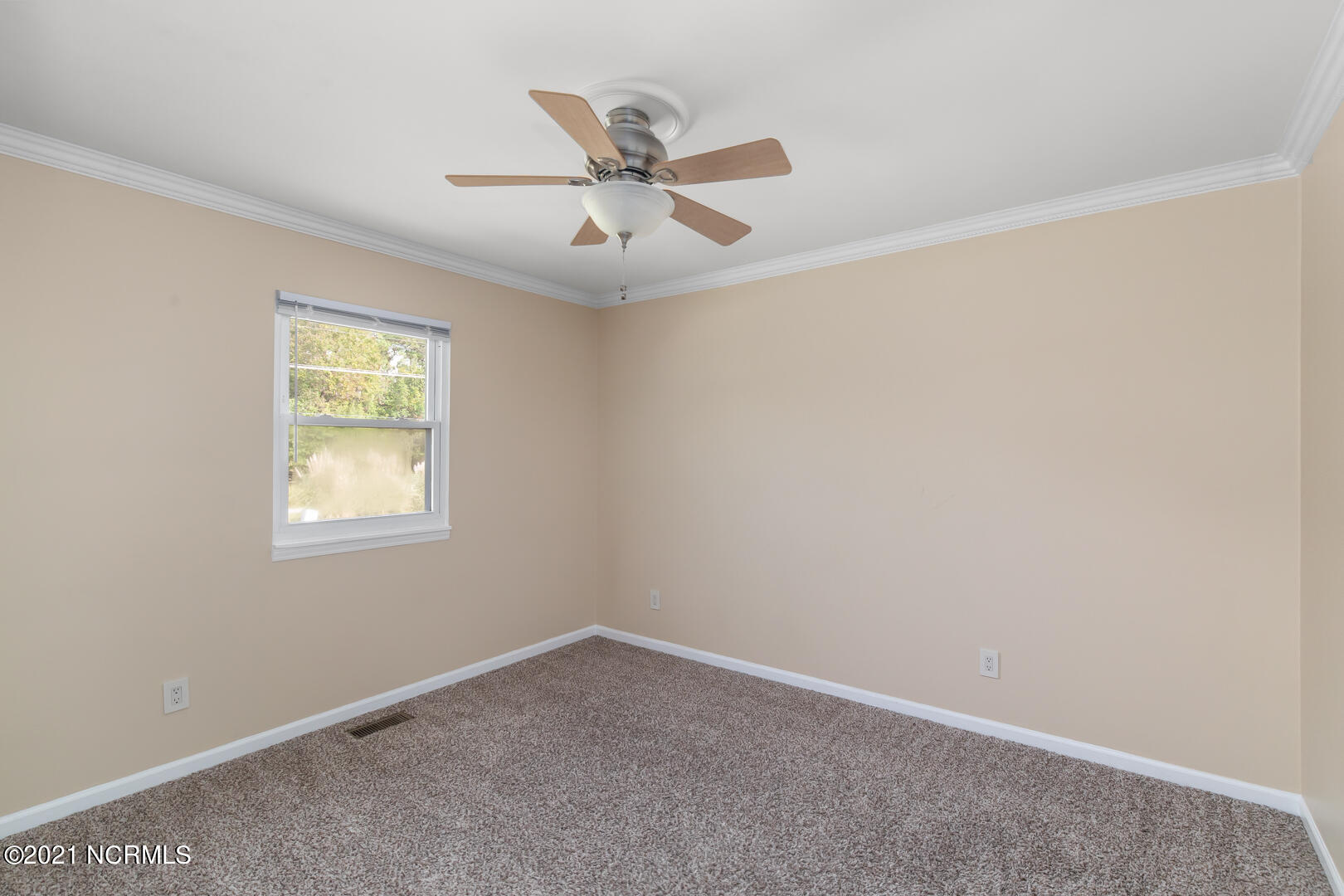 186 Sand Ridge Road Hubert, NC 28539 - Photo 21 of 36 21