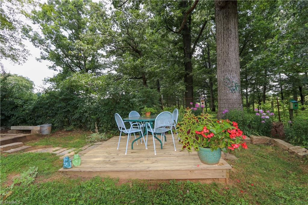 207 Cool Springs Church Road Elkin, NC 28621 - Photo 8 of 30 Gallery Image 8