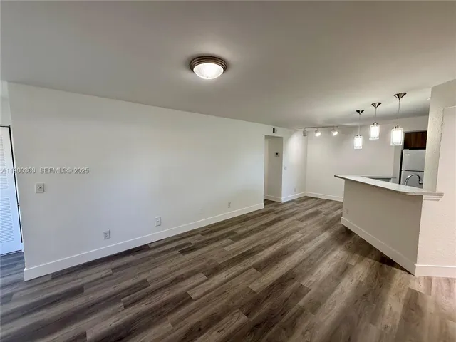 $2,075 | 12840 Vista Isles Drive, Unit 618, Sunrise, FL 33325