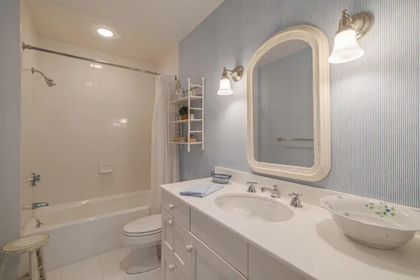 $4,650,000 | 75 Old Cove Lane, Brooklin, ME 04616