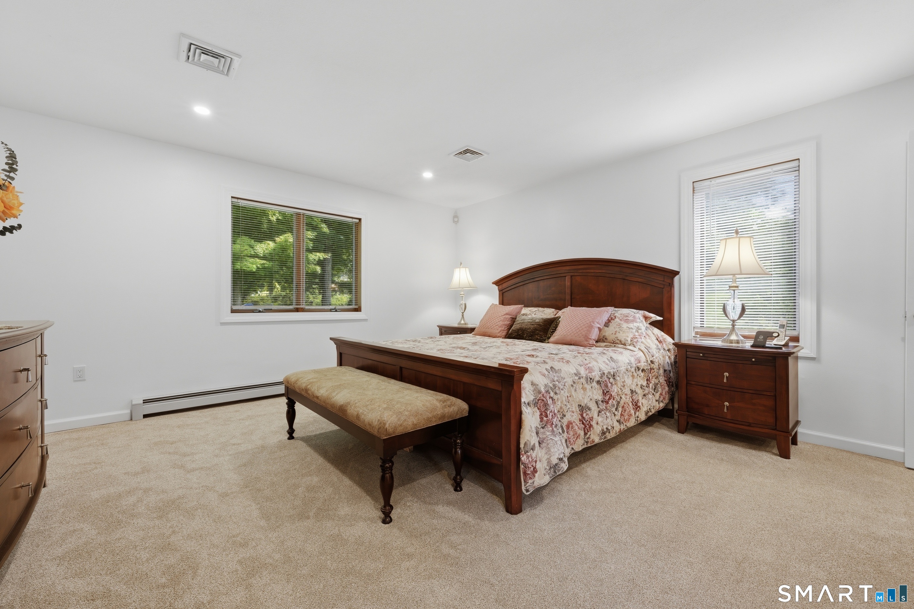 37 Tunnel Road Newtown, CT 06470 - Photo 17 of 39 Gallery Image 17