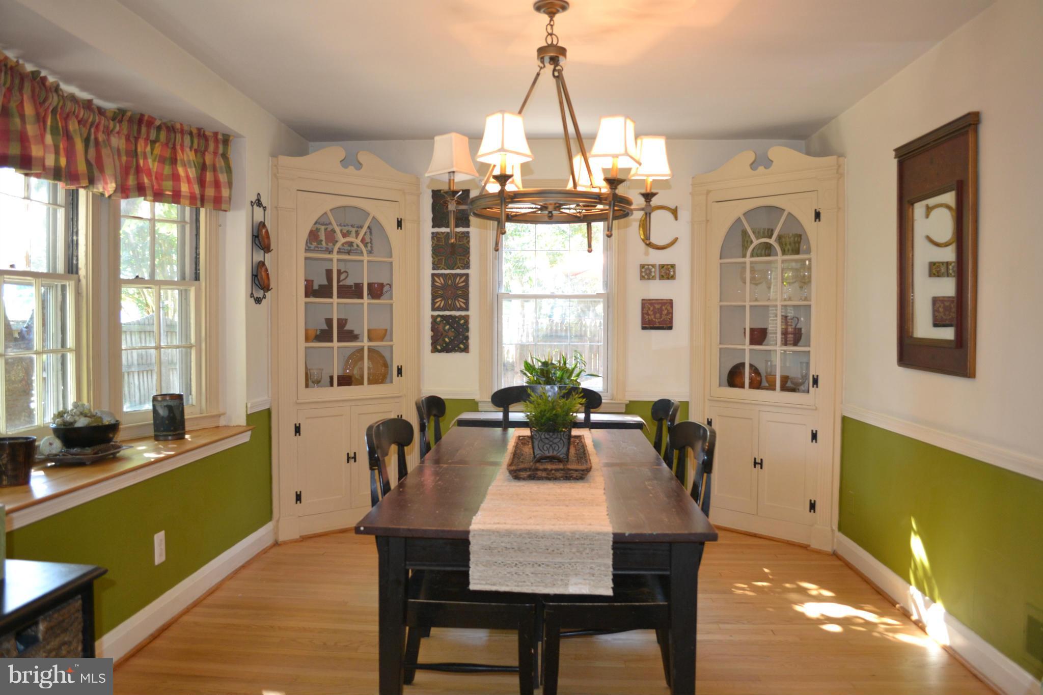 7100 Heathfield Road Baltimore, MD 21212 - Photo 5 of 30 Dining Room
