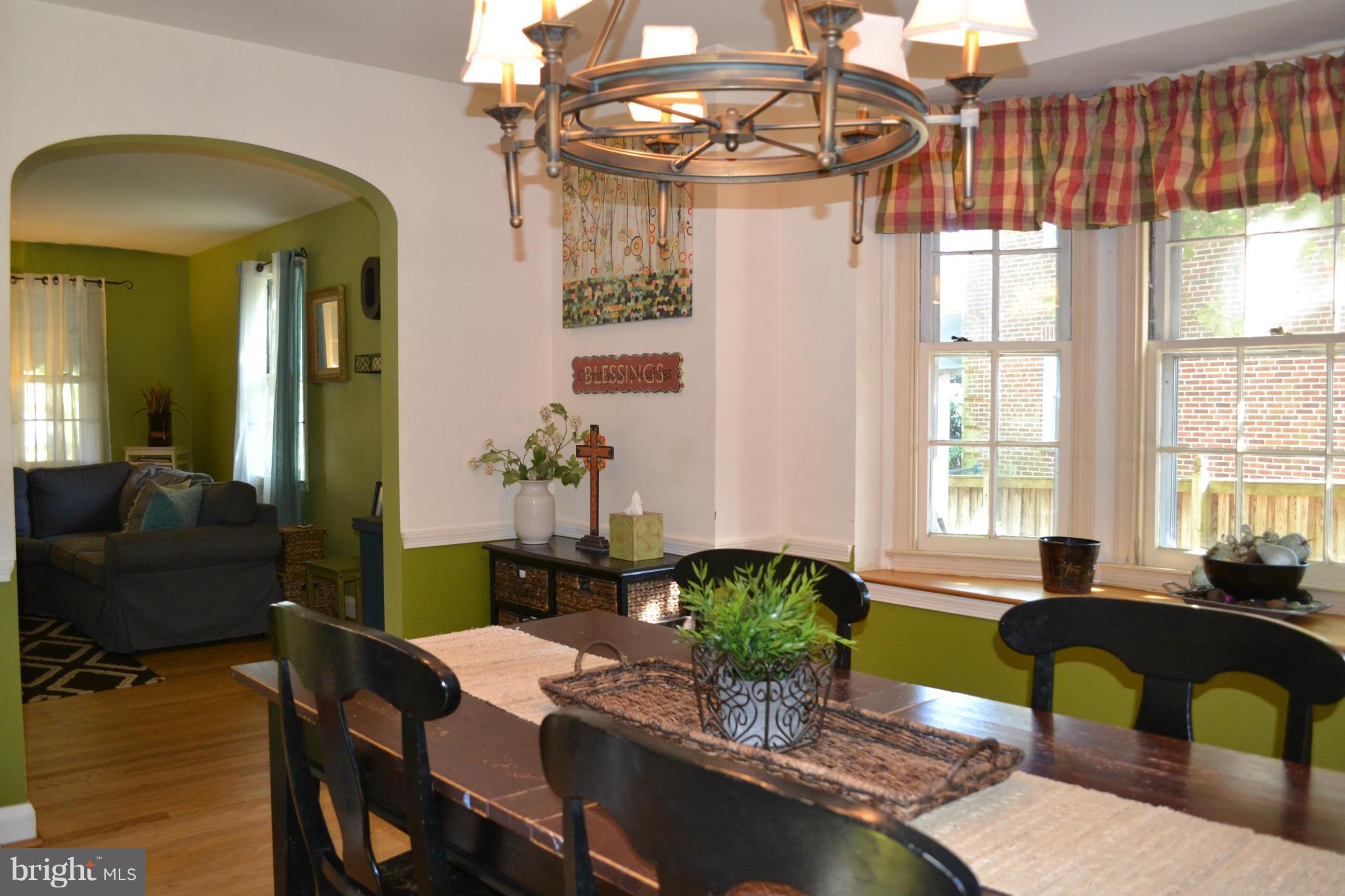 7100 Heathfield Road Baltimore, MD 21212 - Photo 6 of 30 Dining Room