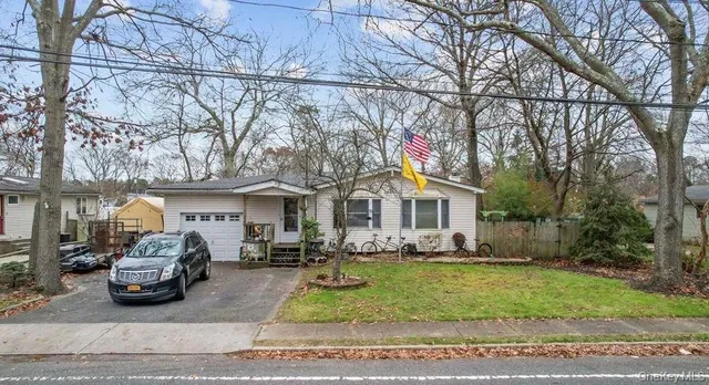 $619,999 | 78 Division Street, Holtsville, NY 11742
