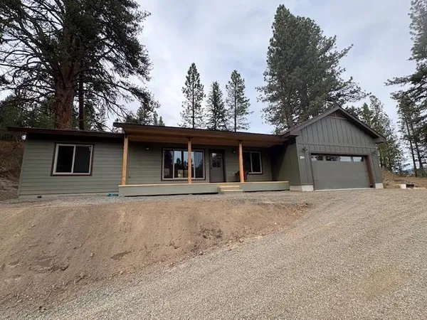 $560,000 | 204 West Mill Street, Cascade, ID 83611