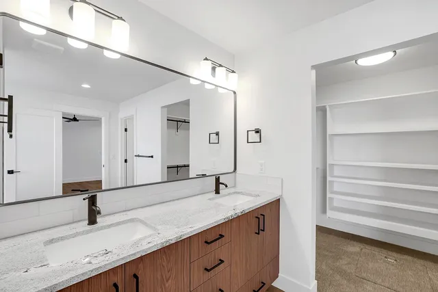 $560,000 | 204 West Mill Street, Cascade, ID 83611