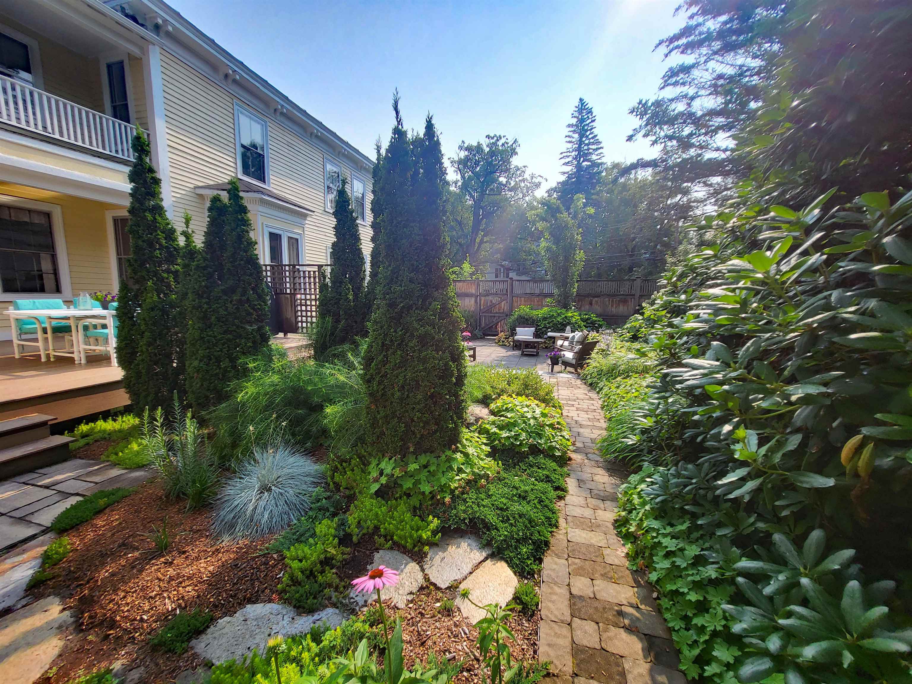 58 Oak Street Brattleboro, VT 05301 - Photo 19 of 24