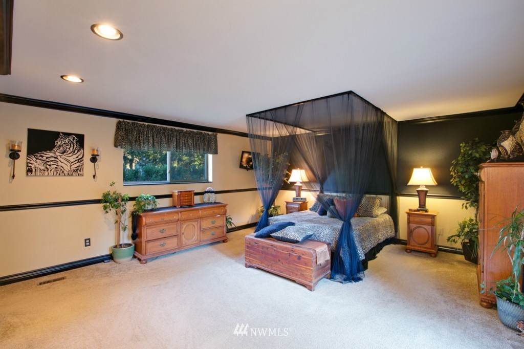 13810 169th Avenue Southeast Renton, WA 98059 - Photo 9 of 16