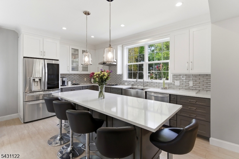 33 Weston Road Somerset, NJ 08873 - Photo 11 of 44