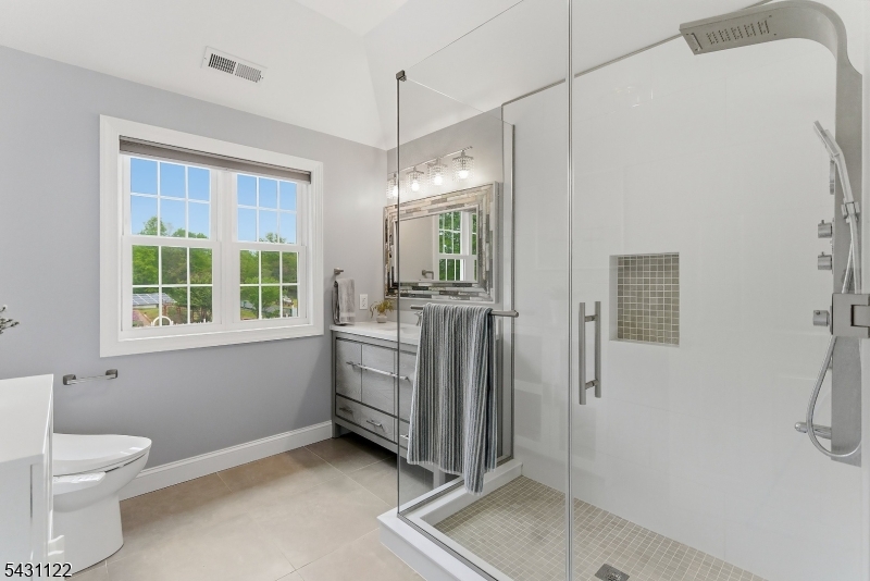 33 Weston Road Somerset, NJ 08873 - Photo 23 of 44