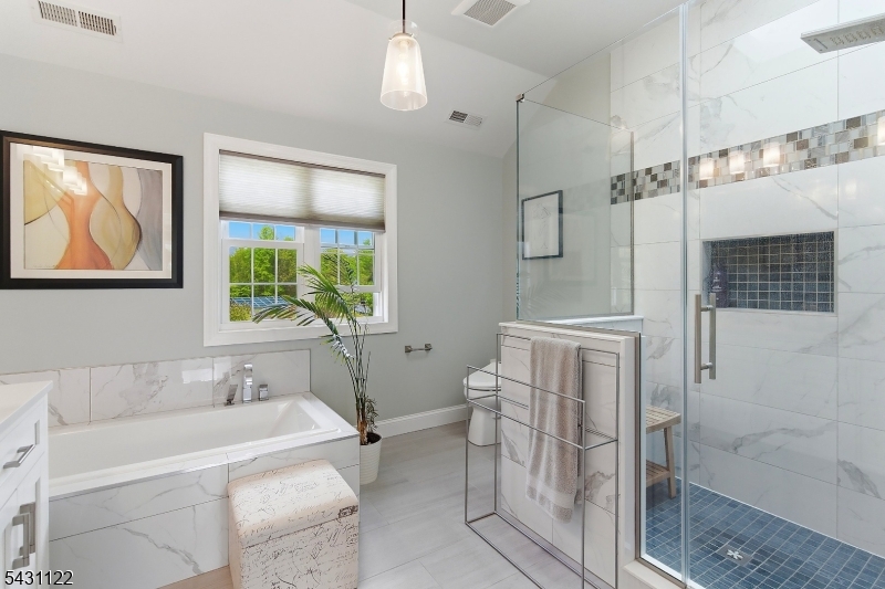 33 Weston Road Somerset, NJ 08873 - Photo 31 of 44