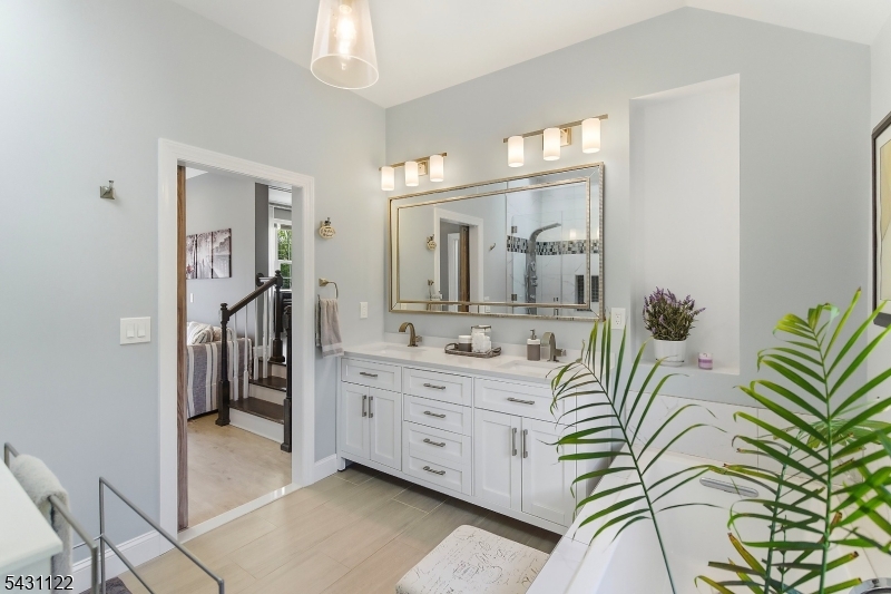 33 Weston Road Somerset, NJ 08873 - Photo 32 of 44