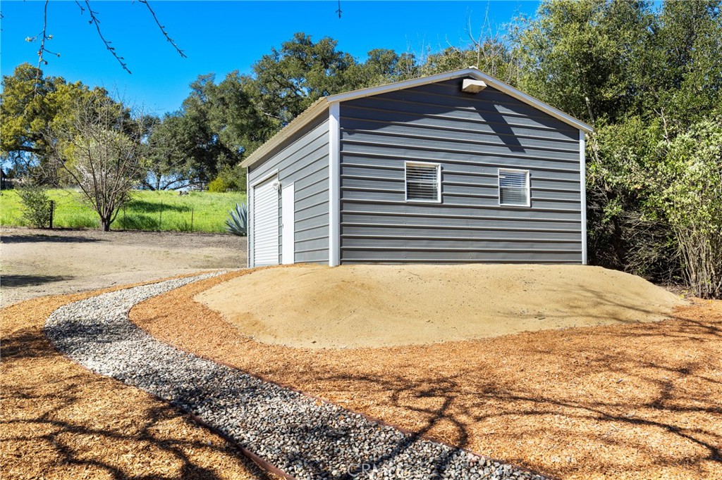 6030 Portola Road Atascadero, CA 93422 - Photo 33 of 44 a view of outdoor space and yard