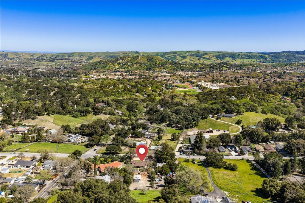 6030 Portola Road Atascadero, CA 93422 - Photo 42 of 44 a view of a city