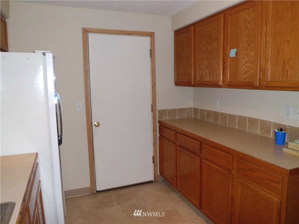 108 Yellow Brick Road Kelso, WA 98626 - Photo 10 of 18 Gallery Image 10