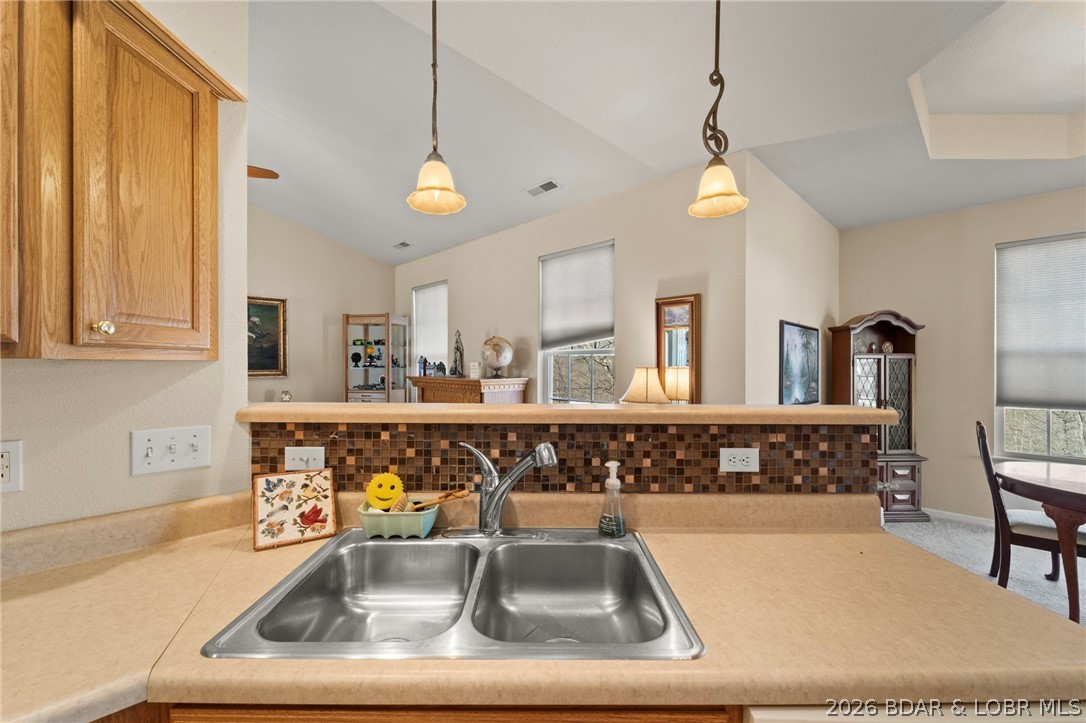 221 Whispering Streams Road Lake Ozark, MO 65049 - Photo 19 of 37