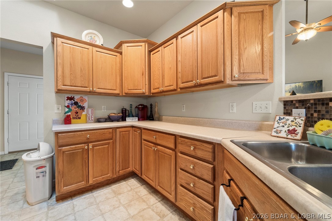 221 Whispering Streams Road Lake Ozark, MO 65049 - Photo 20 of 37