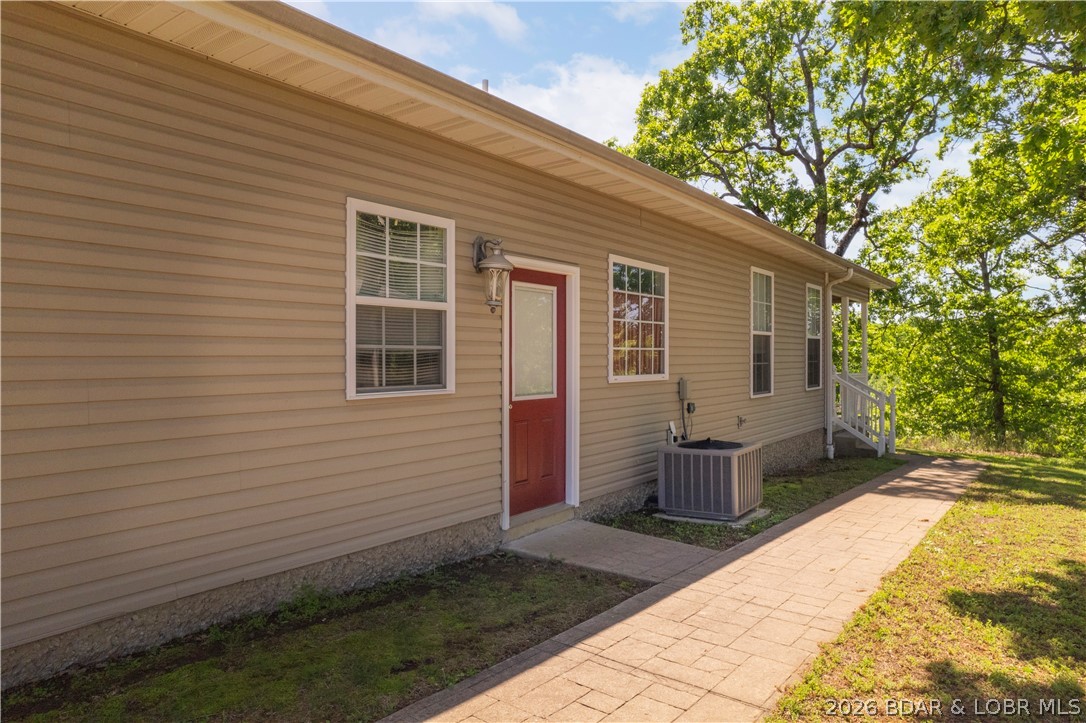221 Whispering Streams Road Lake Ozark, MO 65049 - Photo 34 of 37
