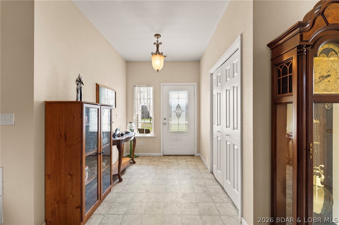 221 Whispering Streams Road Lake Ozark, MO 65049 - Photo 6 of 37