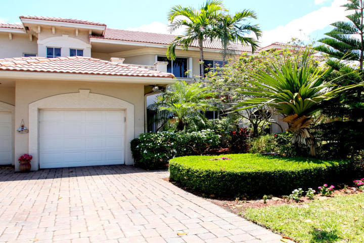 24 Royal Palm Way, Unit 4 Boca Raton, FL 33432 - Photo 2 of 12 Front
