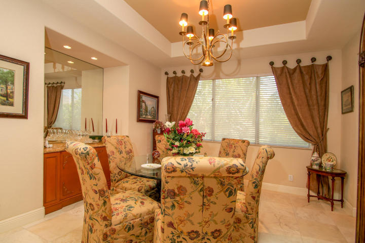 24 Royal Palm Way, Unit 4 Boca Raton, FL 33432 - Photo 3 of 12 din