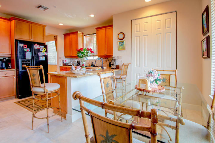 24 Royal Palm Way, Unit 4 Boca Raton, FL 33432 - Photo 4 of 12 kit