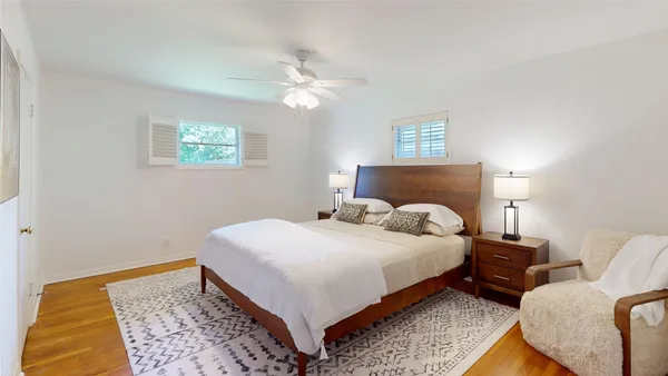 $3,800 | 4826 Waynesboro Drive, Houston, TX 77035
