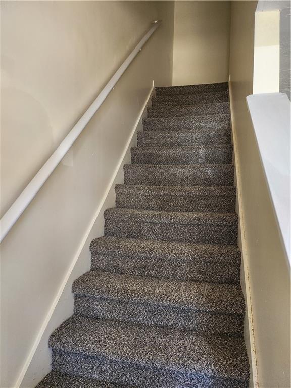 2935 Fields Drive Lithonia, GA 30038 - Photo 7 of 14 a view of entryway