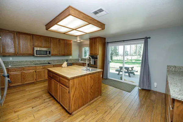 $1,300,000 | 3401 Bogue Road, Denair, CA 95316
