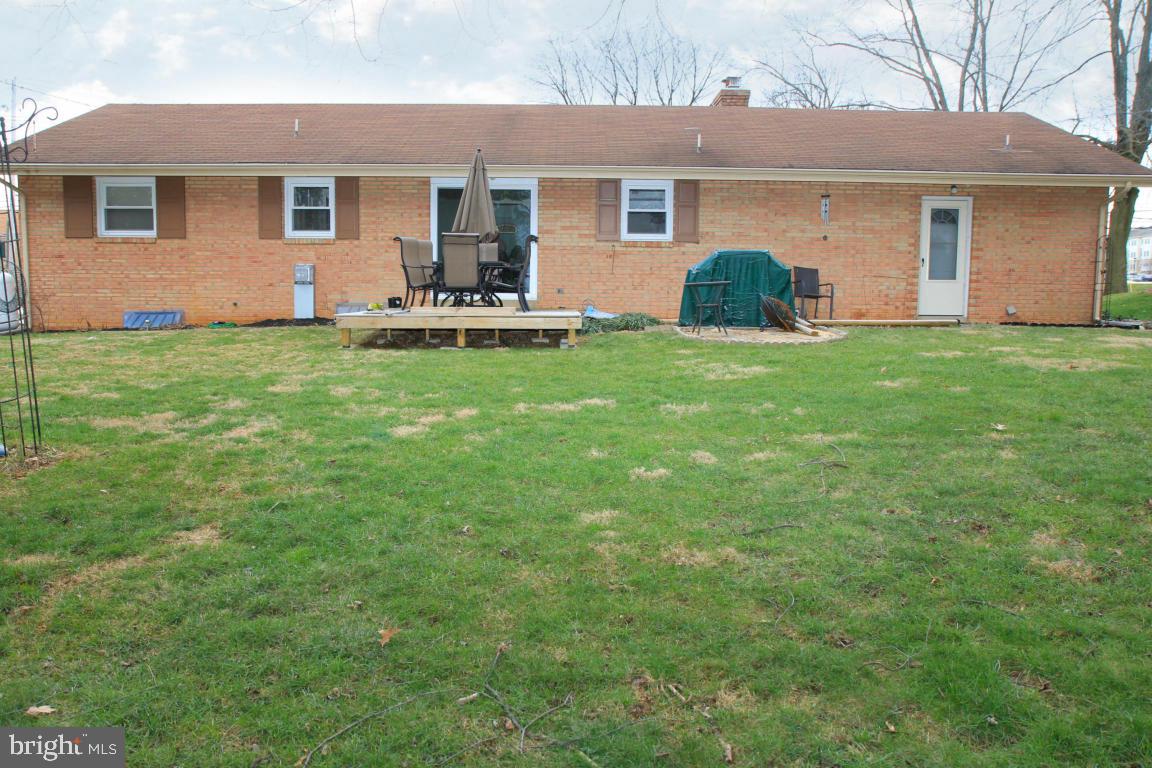 623 East Roseville Road Lancaster, PA 17601 - Photo 2 of 14 Gallery Image 2