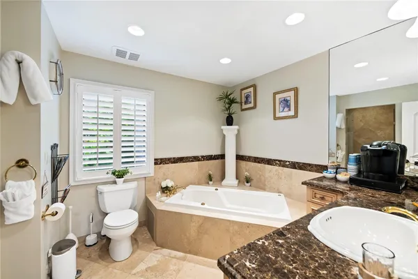 $35,000 | 1600 South Ocean Drive, Fort Lauderdale, FL 33316