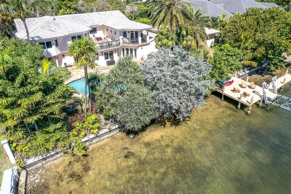 $35,000 | 1600 South Ocean Drive, Fort Lauderdale, FL 33316