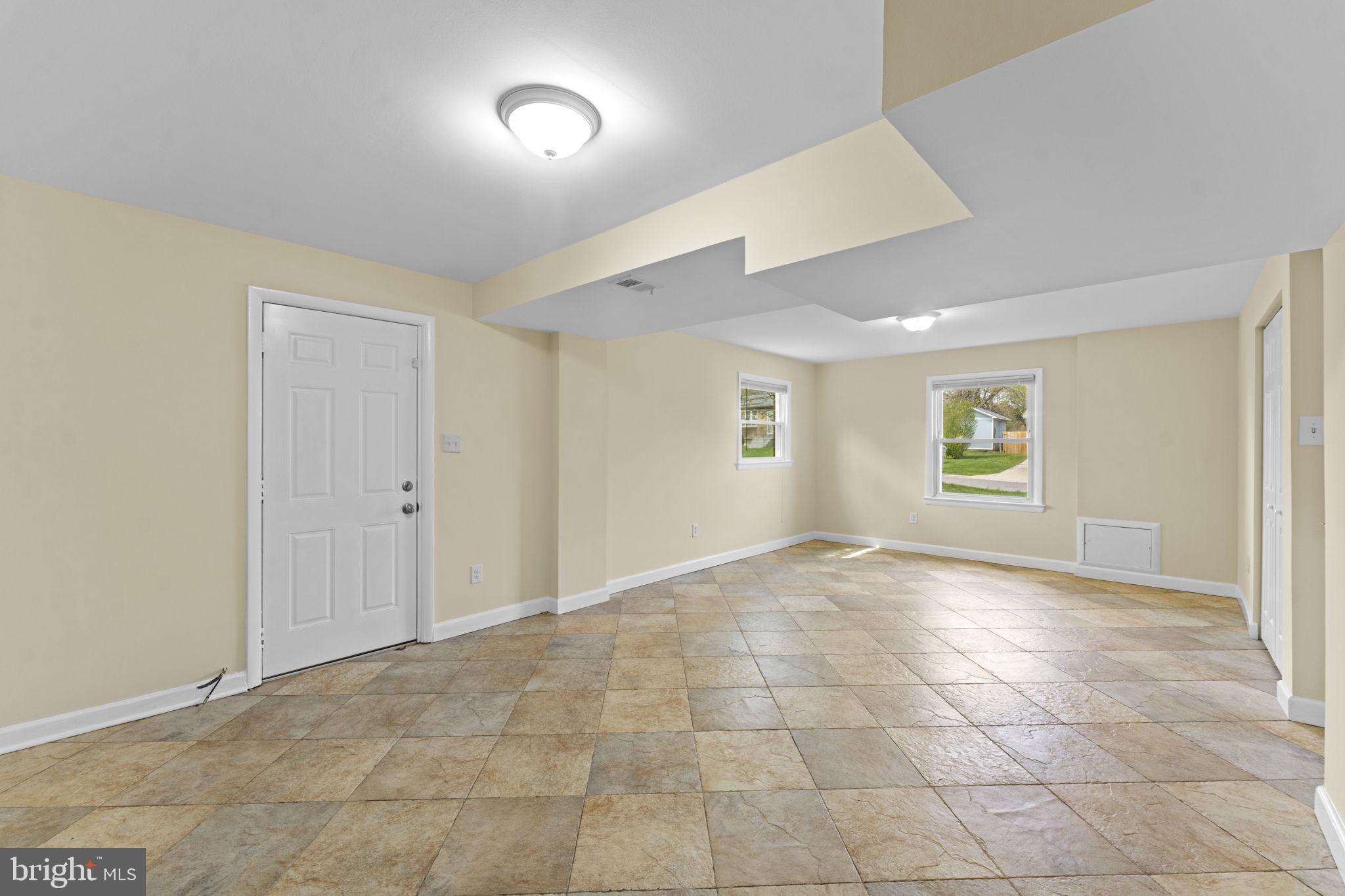 3003 Raymond Court Fort Washington, MD 20744 - Photo 12 of 30 a view of an empty room with a window