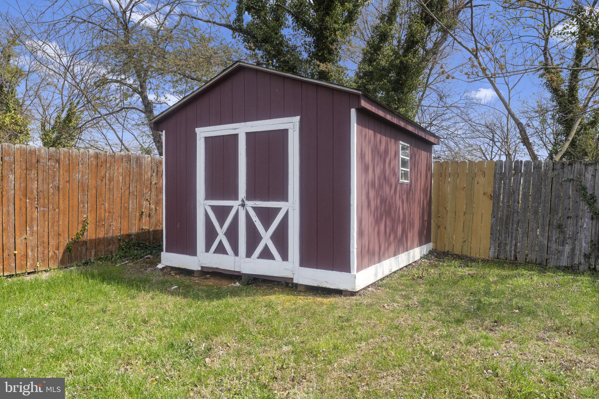 3003 Raymond Court Fort Washington, MD 20744 - Photo 27 of 30 a front view of a house with garden
