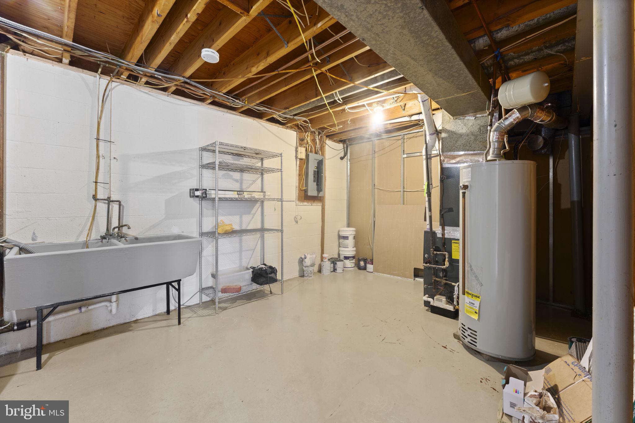 3003 Raymond Court Fort Washington, MD 20744 - Photo 7 of 30 a view of a room with gym equipment