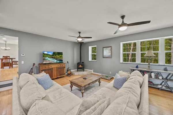 $399,998 | 2543 South Bunker Hill Road, Sparta, TN 38583