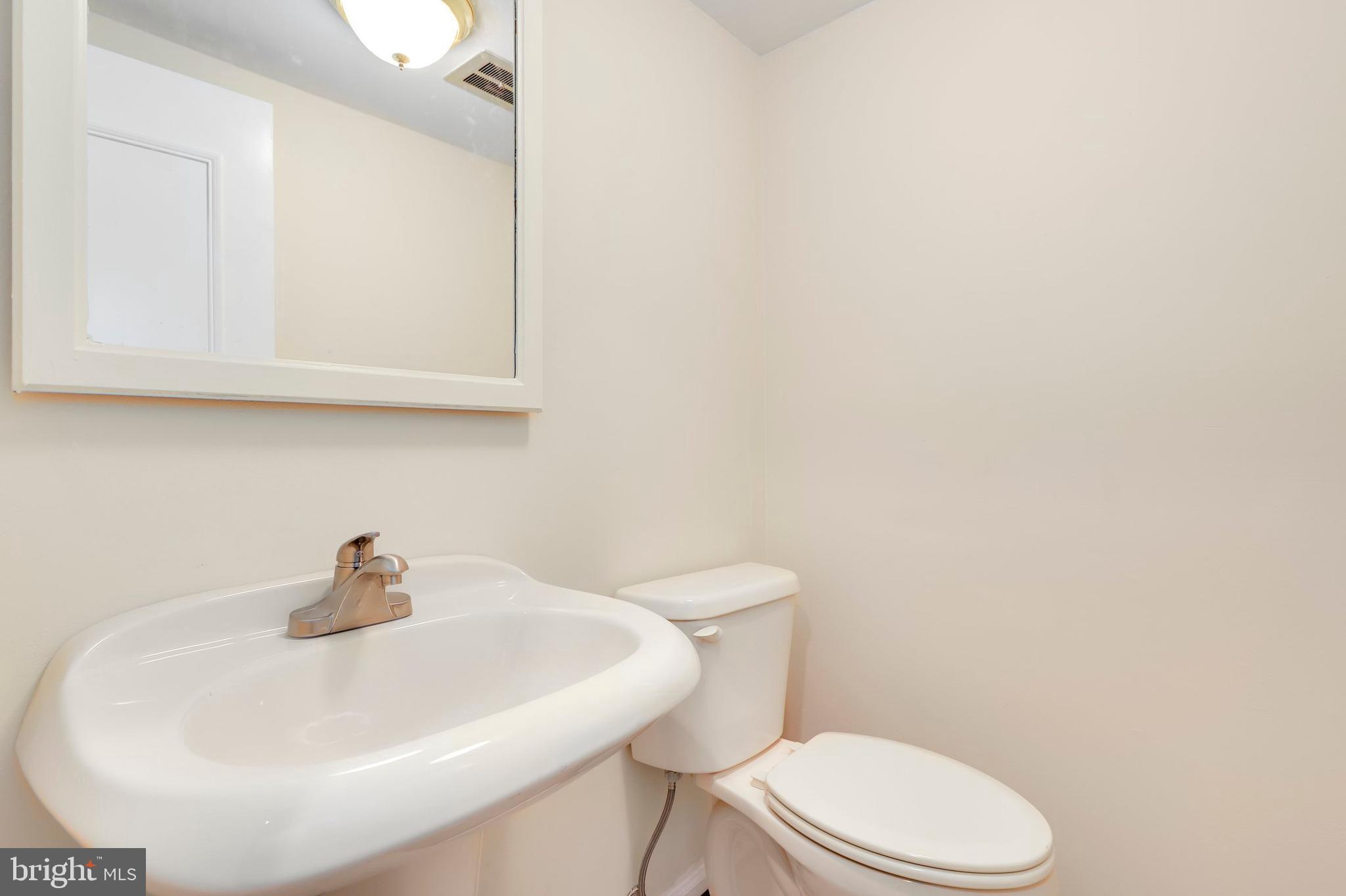 12000 Trotter Lane Reston, VA 20191 - Photo 26 of 60 Gallery Image 26