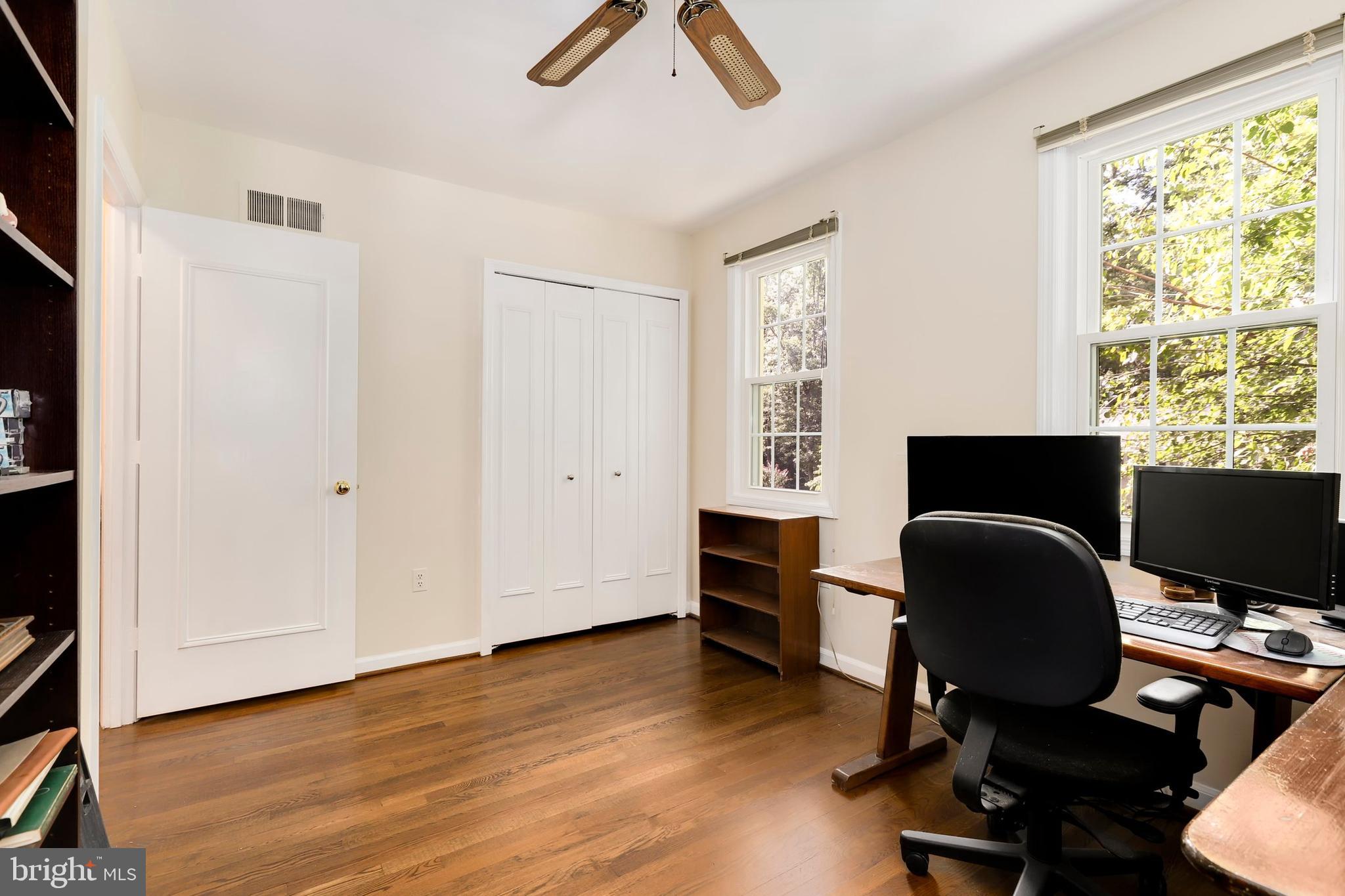 12000 Trotter Lane Reston, VA 20191 - Photo 36 of 60 Gallery Image 36