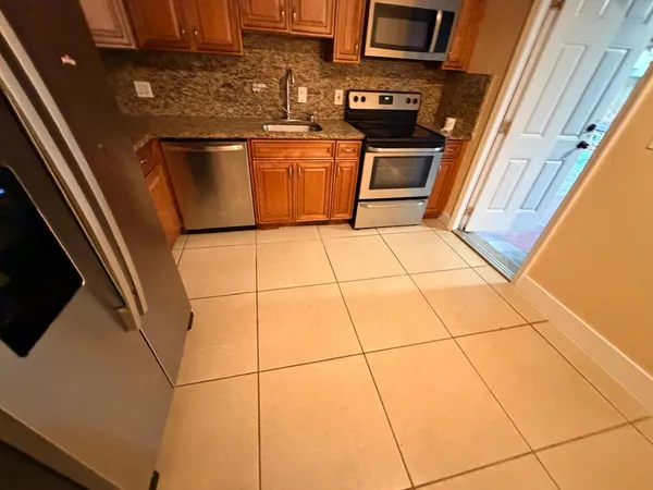 $2,650 | 740 Aspen Road, West Palm Beach, FL 33409