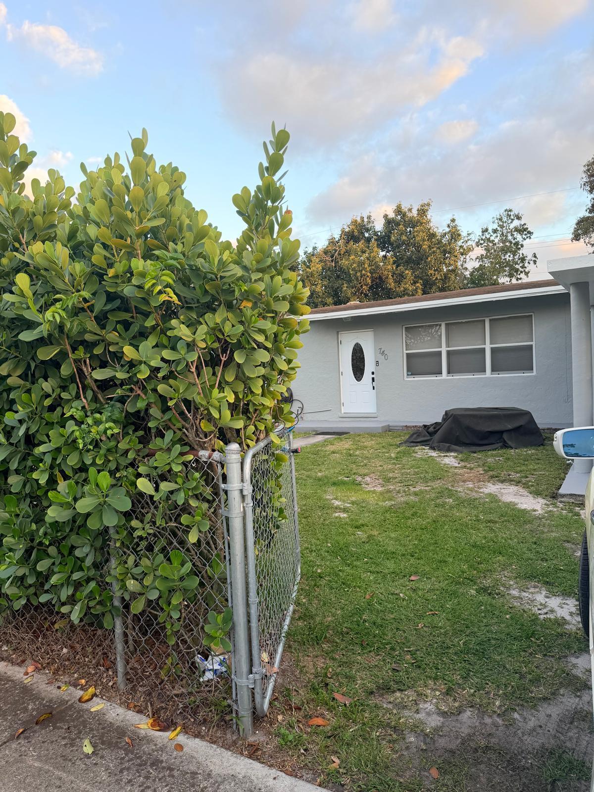 740 Aspen Road West Palm Beach, FL 33409 - Photo 7 of 63 WhatsApp Image 2026-04-17 at 5.55.28 PM