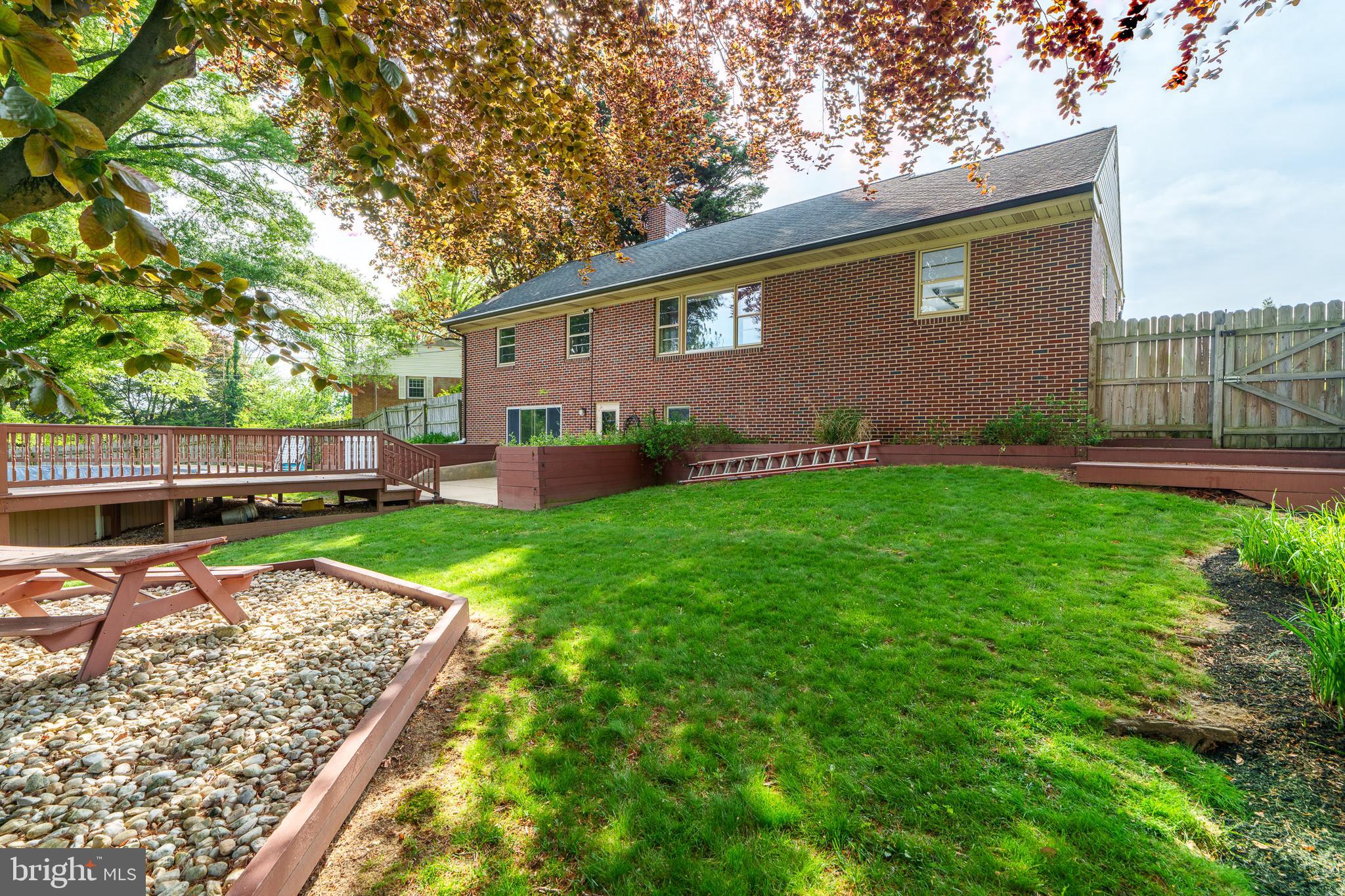 112 Springhouse Road Lancaster, PA 17603 - Photo 5 of 51 Springhouse Rd Rear View