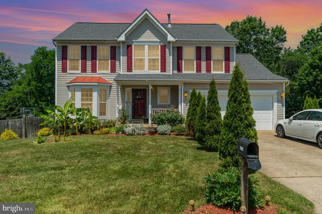 $689,900 | 17616 Chisholm Lane, Dumfries, VA 22026
