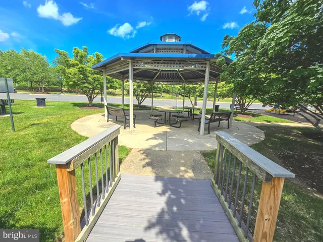 $689,900 | 17616 Chisholm Lane, Dumfries, VA 22026