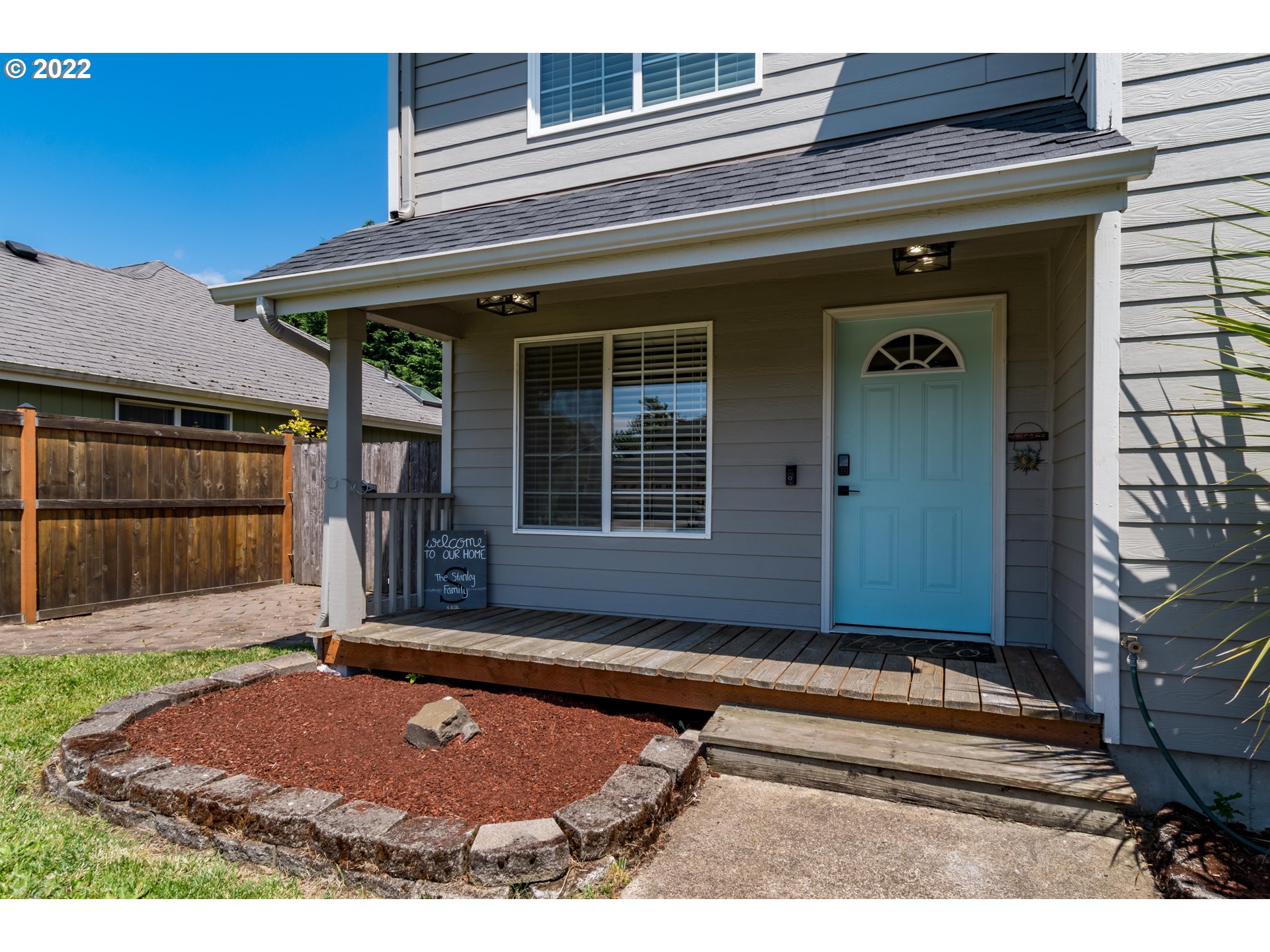881 South 44th Place Springfield, OR 97478 - Photo 3 of 28 Gallery Image 3