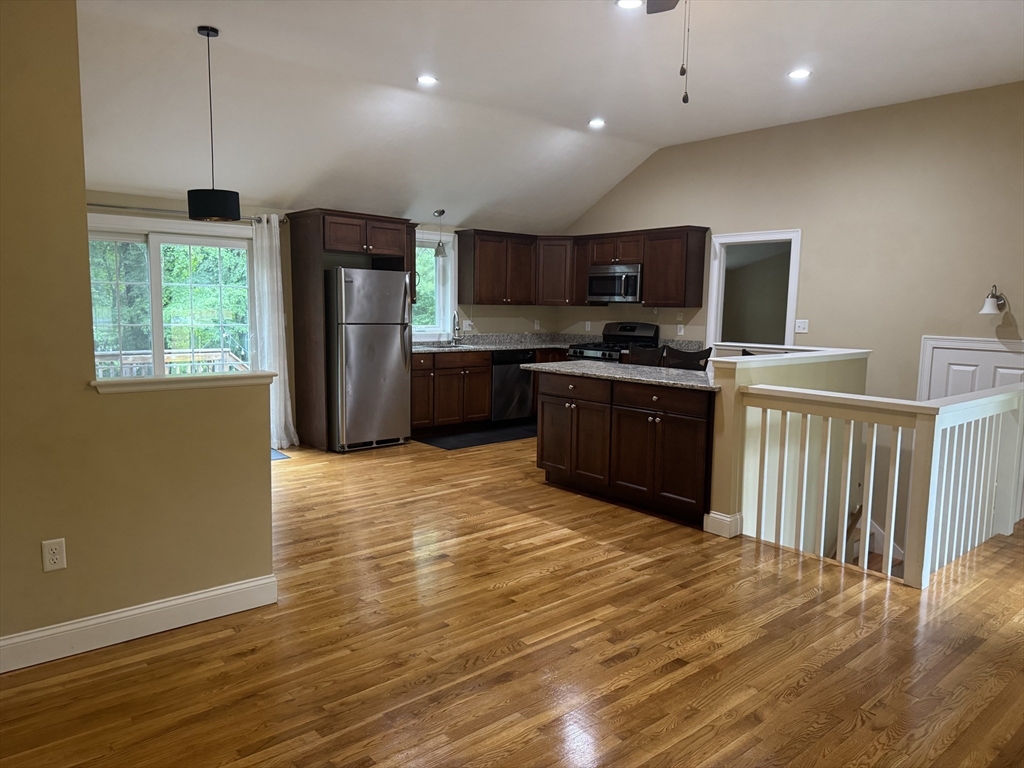 112 High Street Carver, MA 02330 - Photo 3 of 25