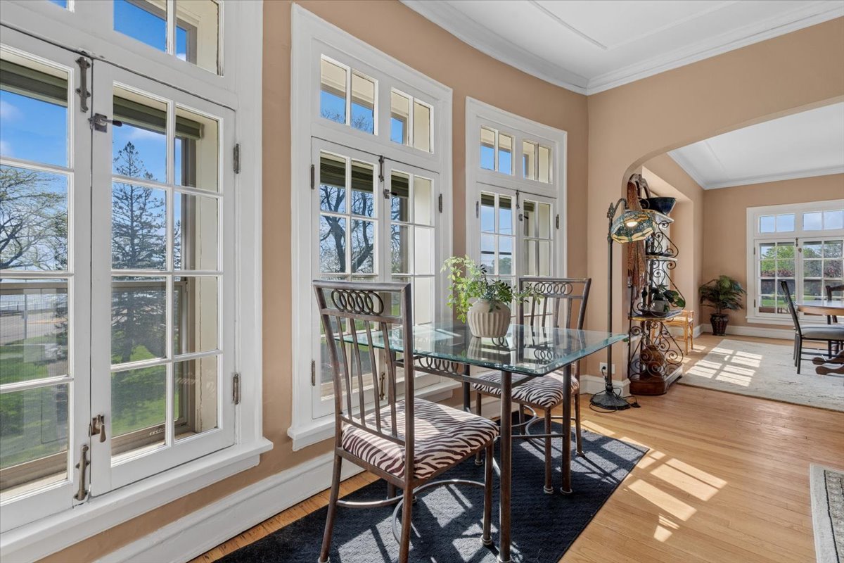 470 Sheridan Road, Unit 2 Evanston, IL 60202 - Photo 7 of 25