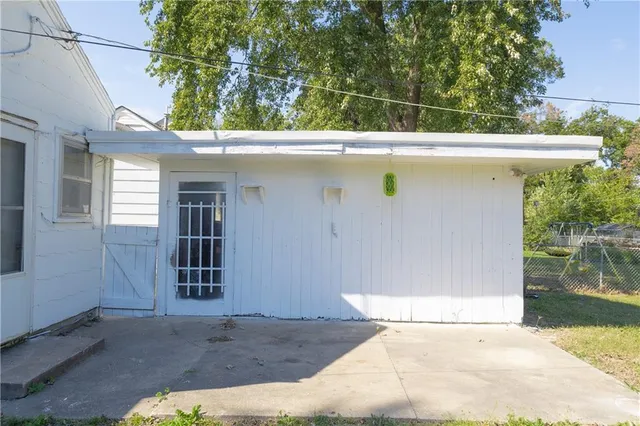 $80,000 | 1018 East 5th Street, Cherryvale, KS 67335