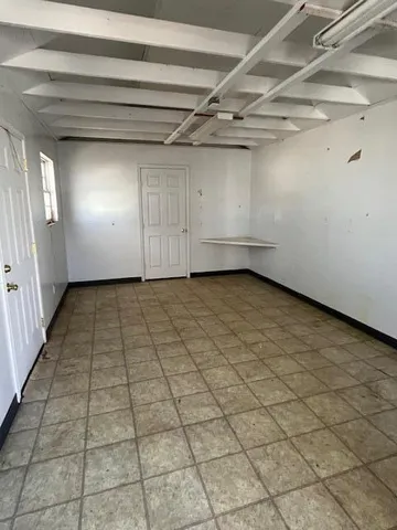 $110,000 | 205 West 4th Street, Sundown, TX 79372
