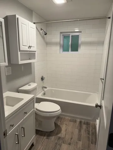 $2,300 | 12 Uncas Avenue, Unit 11, Franklin, MA 02038